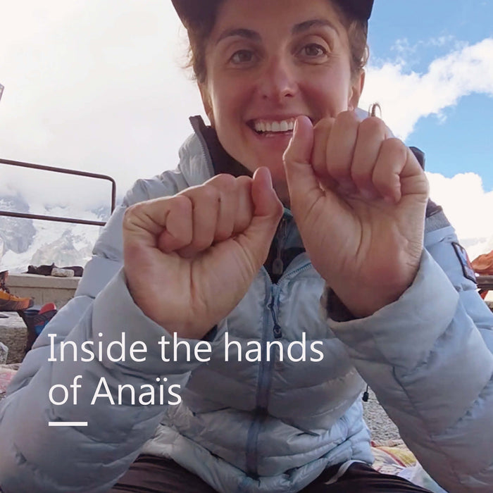 Ourea | Inside the hands of Anaïs